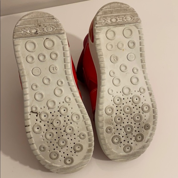 Geox Red HighTops with USB/LED heel messaging - Picture 8 of 9